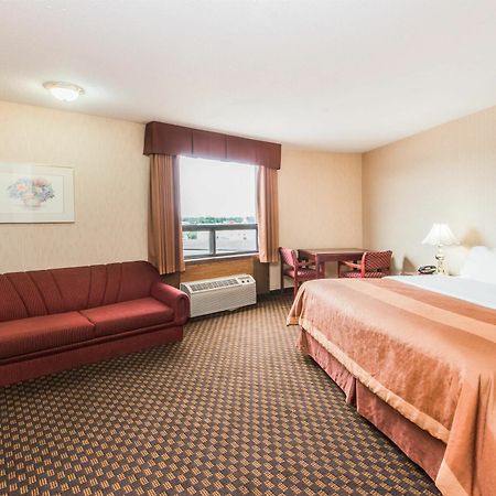 Howard Johnson By Wyndham Kitchener Conestoga エクステリア 写真
