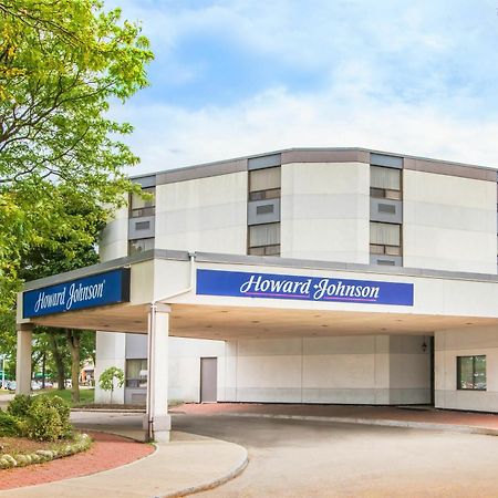 Howard Johnson By Wyndham Kitchener Conestoga エクステリア 写真